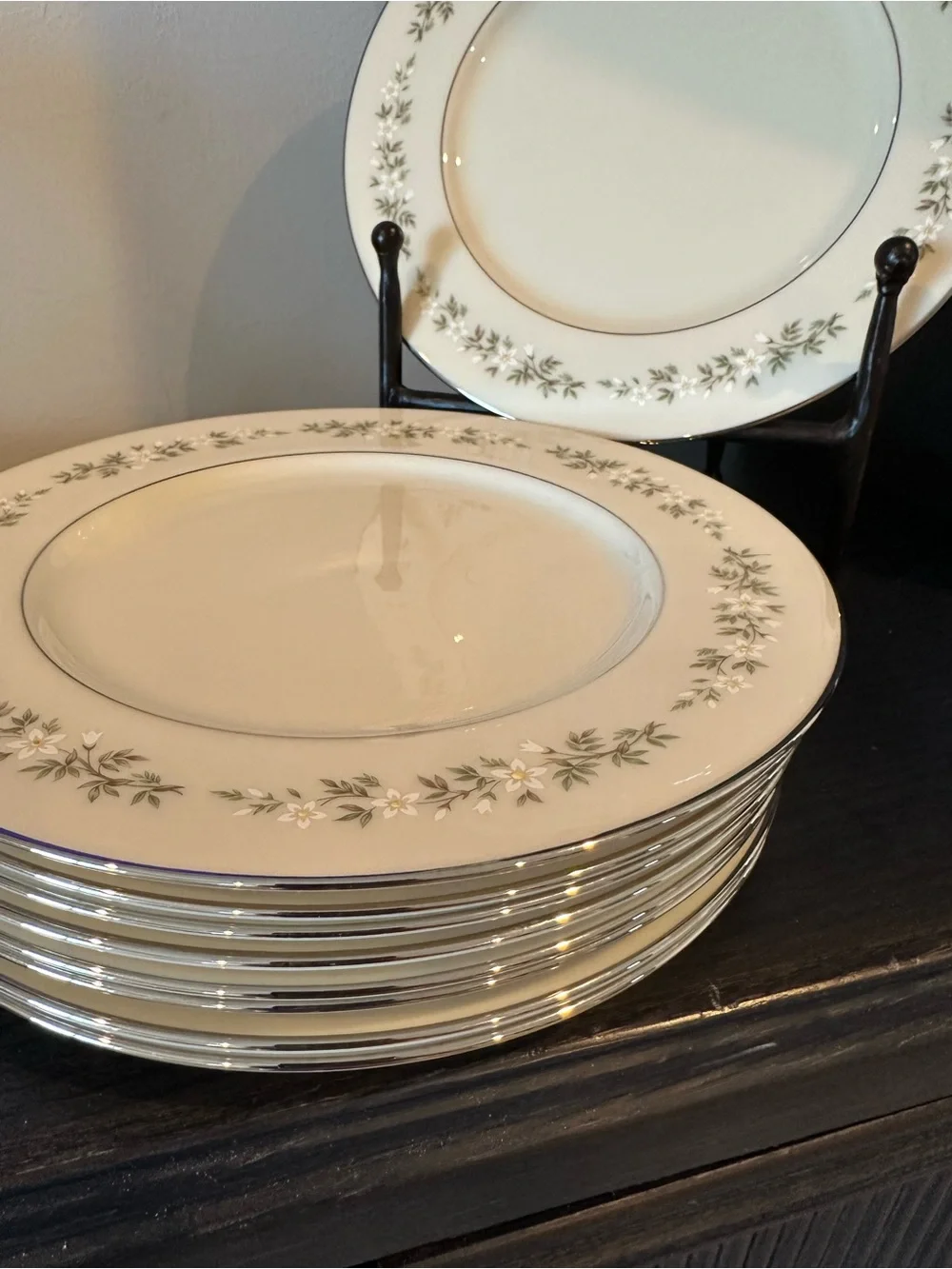 Lenox dinner plate